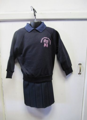 hampton magna playschool - HAMPTON MAGNA SWEATSHIRT, hampton magna playschool